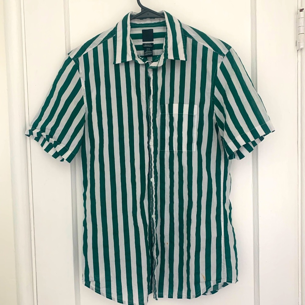 H&M green striped short sleeve button down